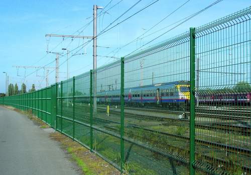 Системы ограждений железных дорог и автомагистралей в Лысьве
